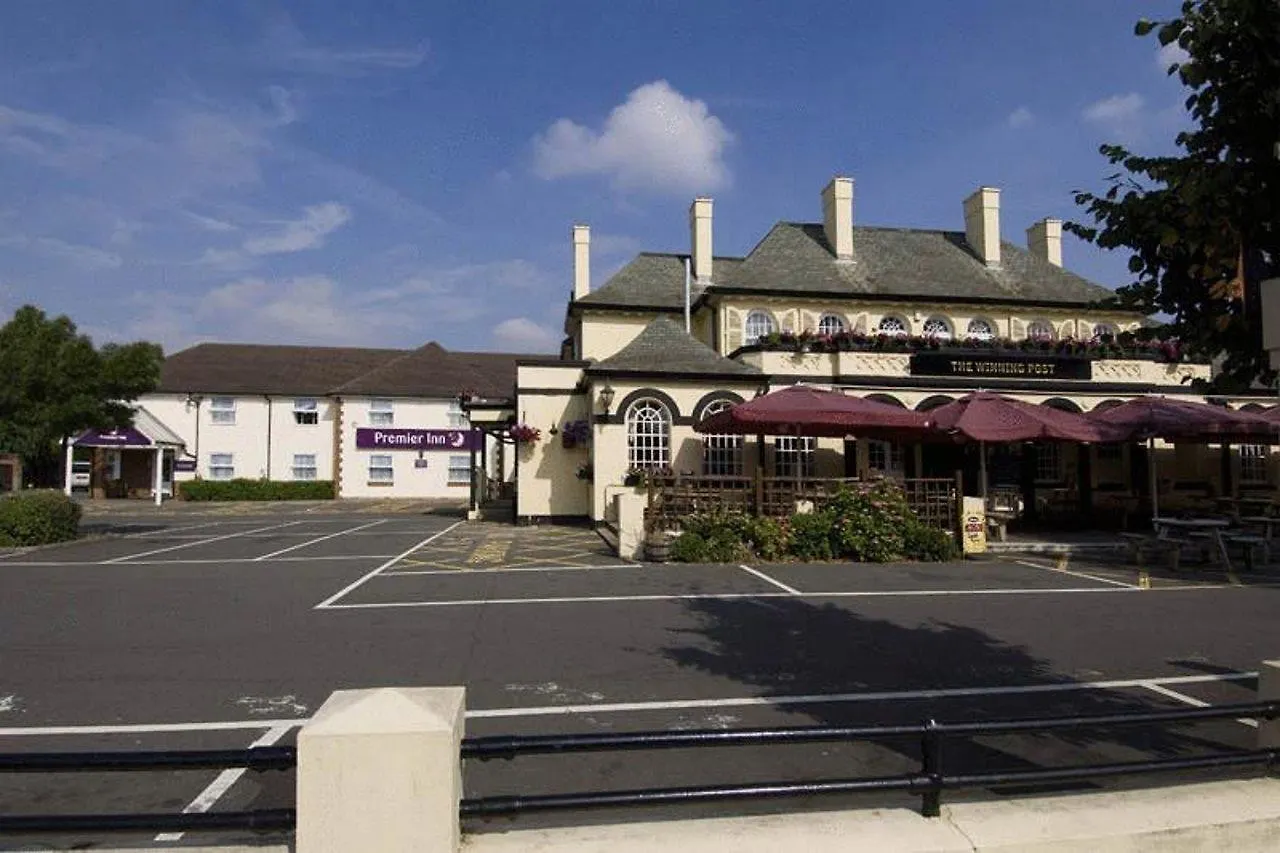 Premier Inn London Twickenham Stadium Hotel